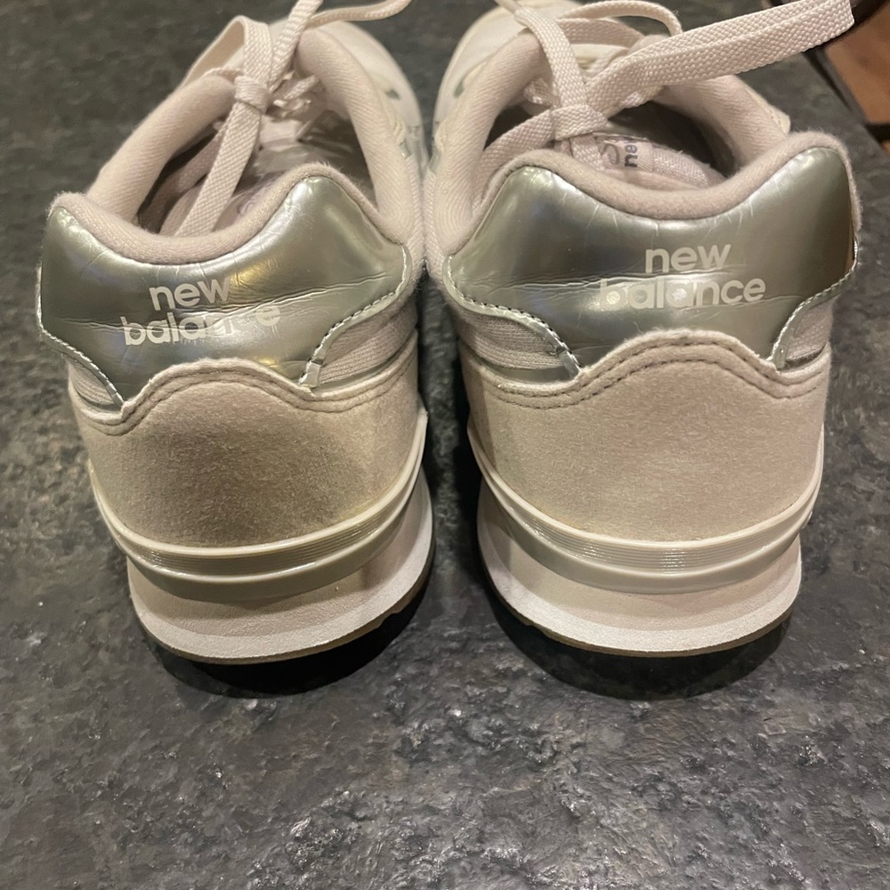 New Balance Beige and Silver Sneakers - Picture 4 of 9